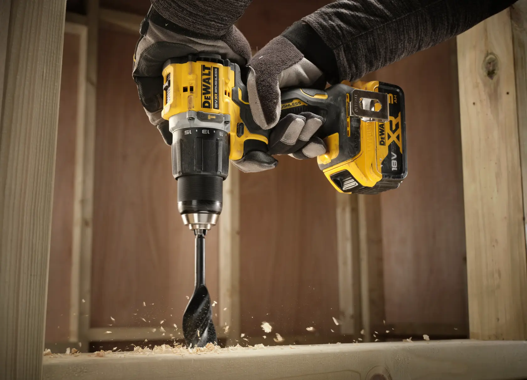 Trapano Avvitatore con percussione compatto 2 Velocità XR 18V BRUSHLESS - Solo corpo macchina