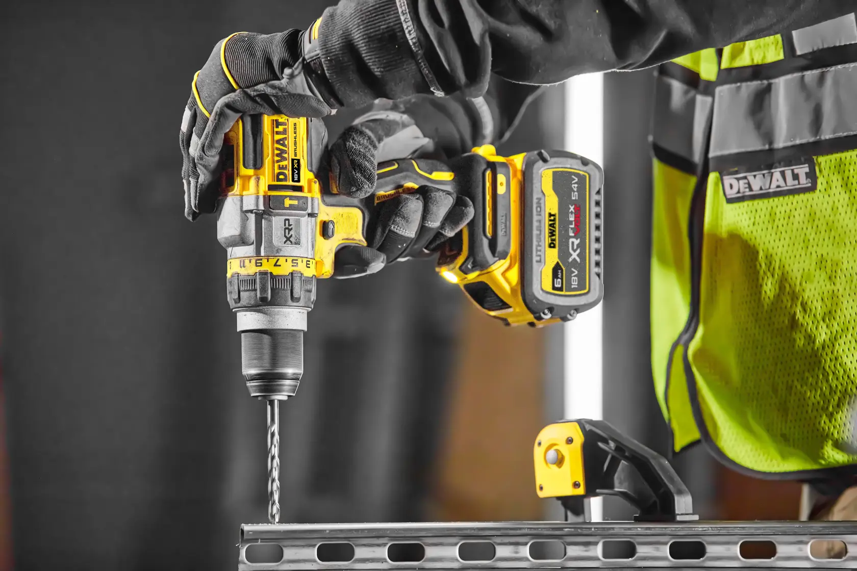 Trapano avvitatore a percussione XRP 18V XR FLEXVOLT ADVANTAGE (Corpo macchina in TSTAK)