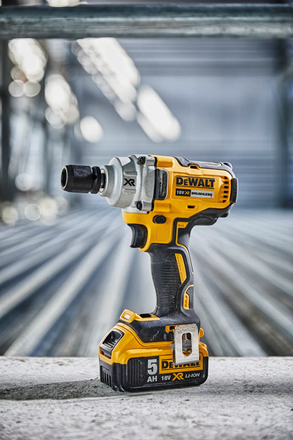 DEWALT® 18V XR® Brushless Compatto ad alta coppia 1/2 in. Chiave a impulsi (Corpo macchina)