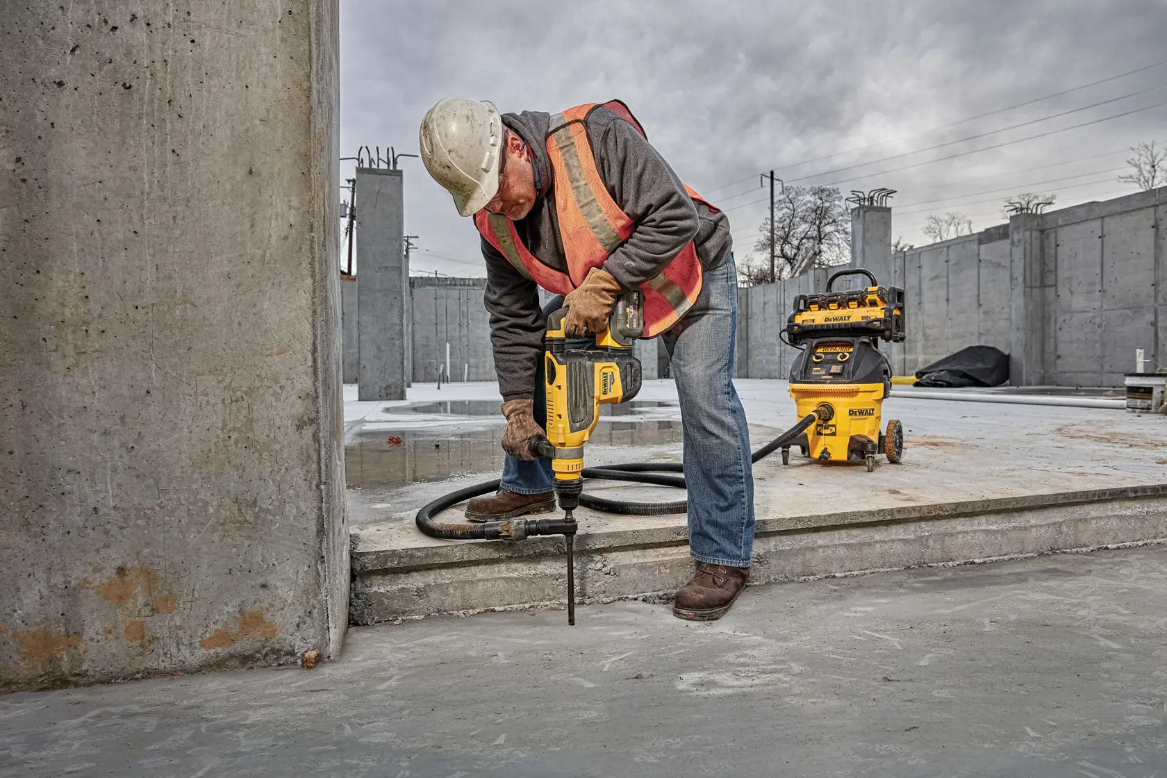 Martello Demo-perforatore 48mm 13.3J XR Flexvolt 54V 2 x FV 9.0Ah