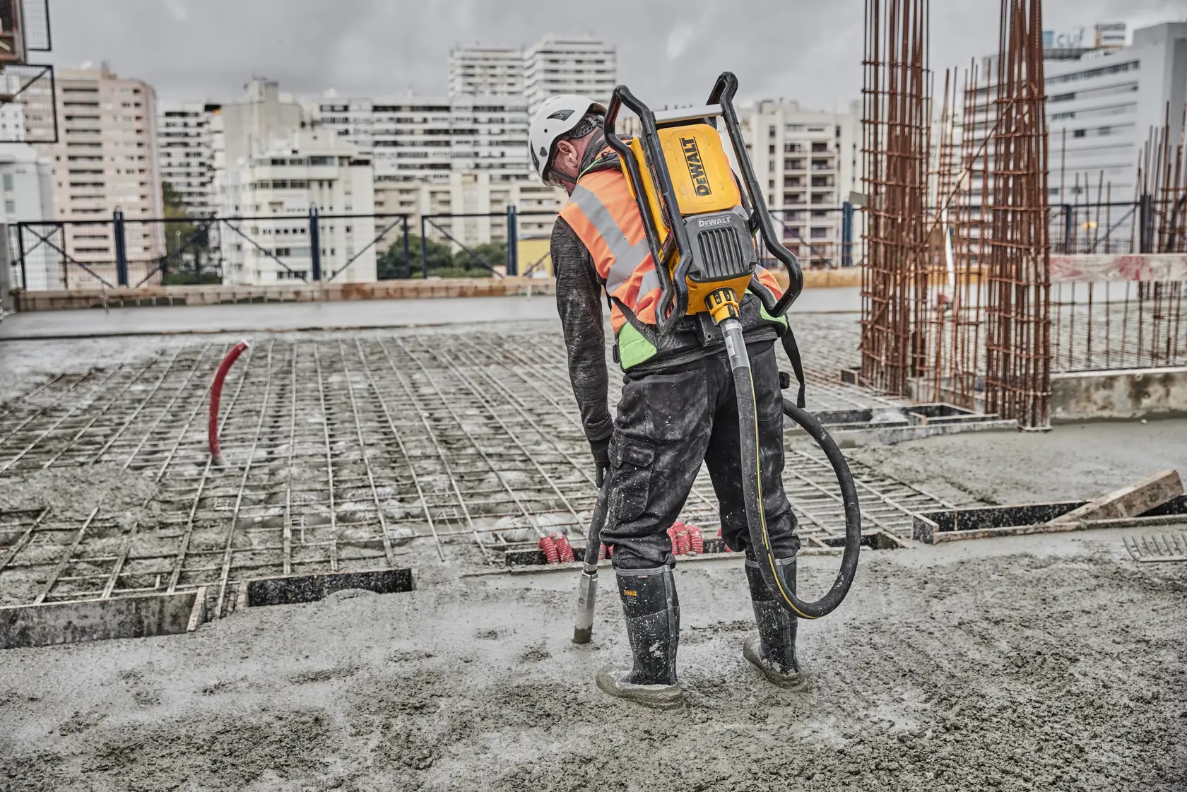 Vibratore per cemento a zaino POWERSHIFT