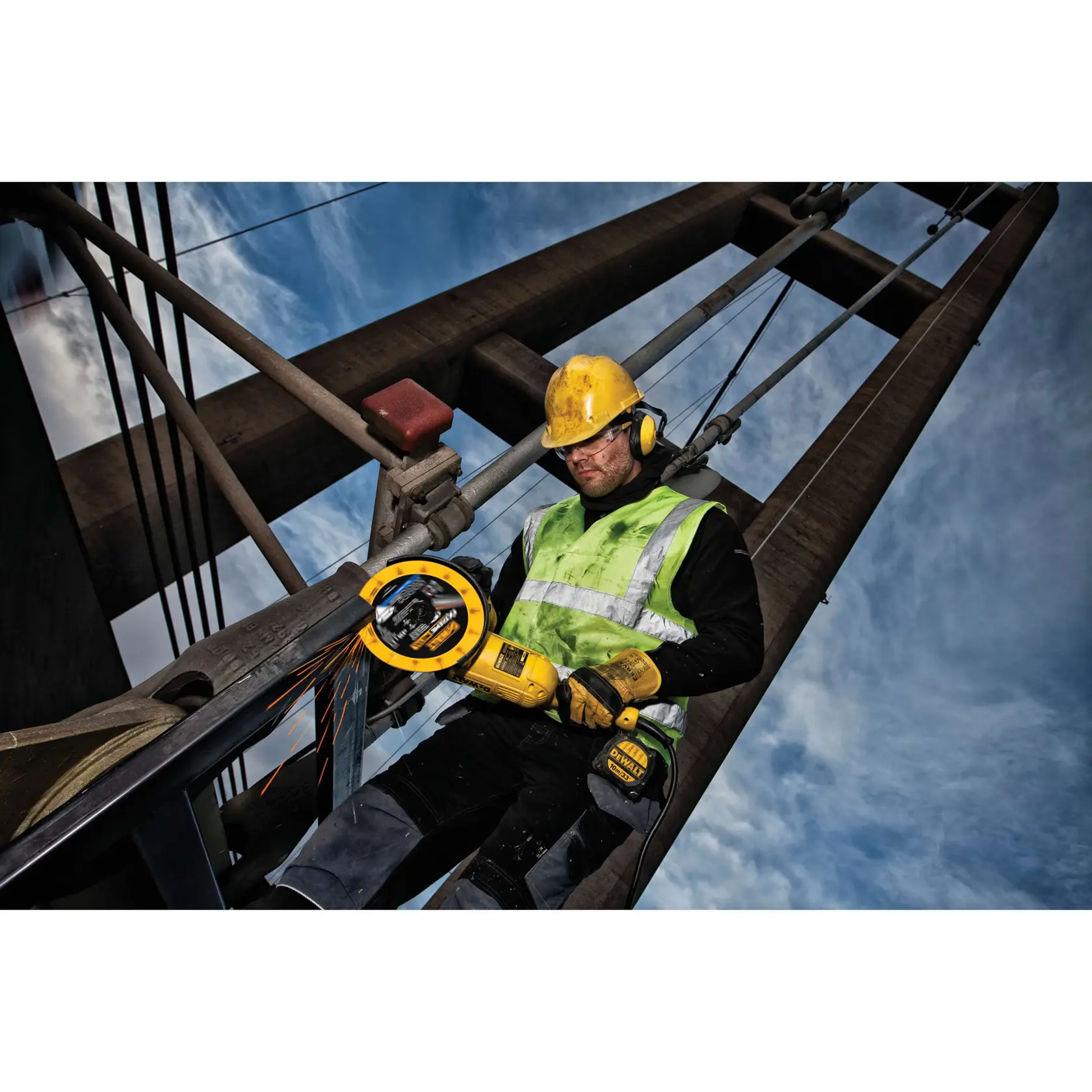 Graphic showing DEWALT XTREME Sub-Compact Series branding with the slogan 'Compact and Performance Packed' on a yellow background.